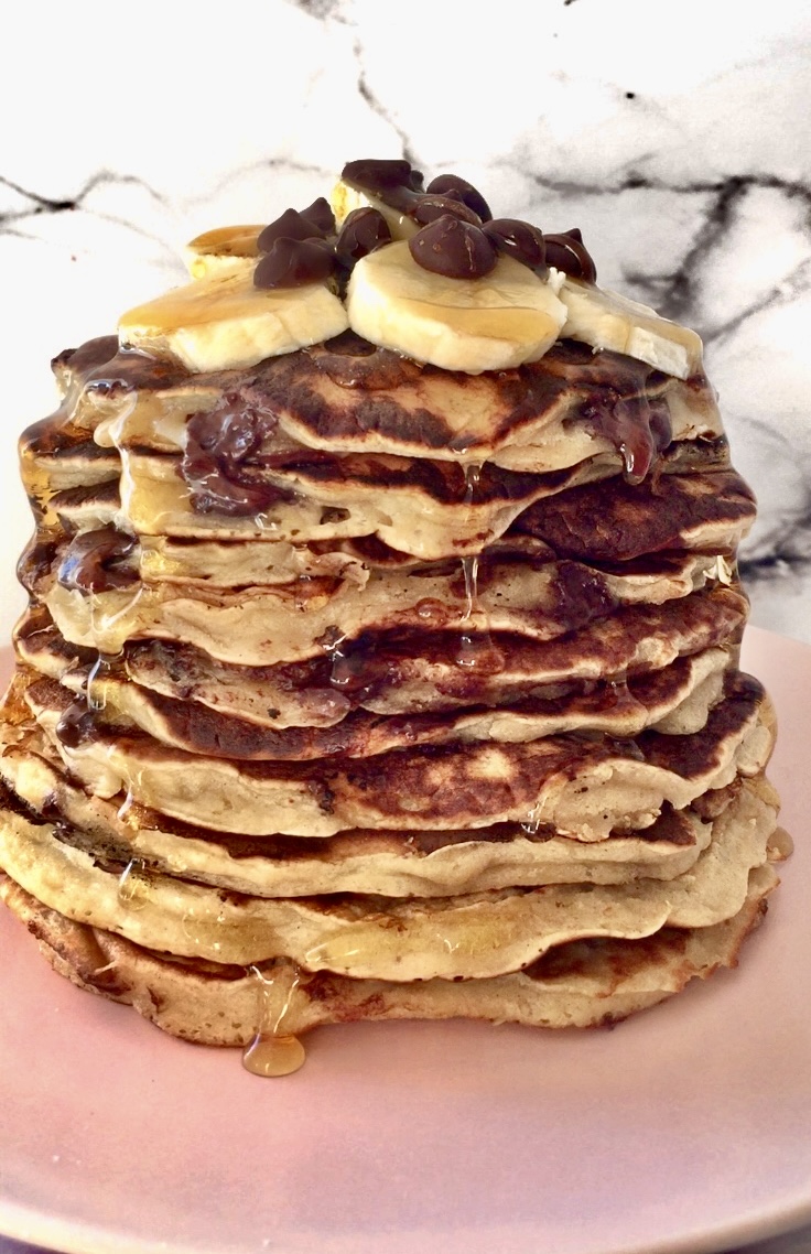 Luftige bananpandekager med chokolade