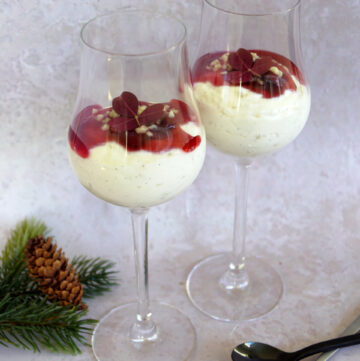 Portionsanrettet risalamande - jule dessert i glas
