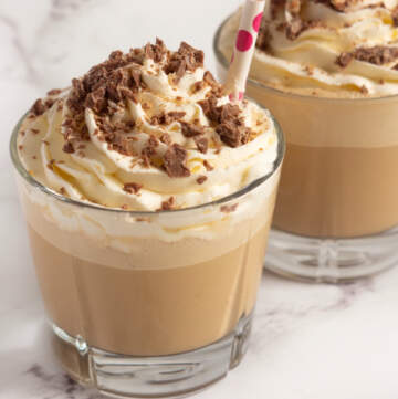 Milkshake med vaniljeis og kaffe