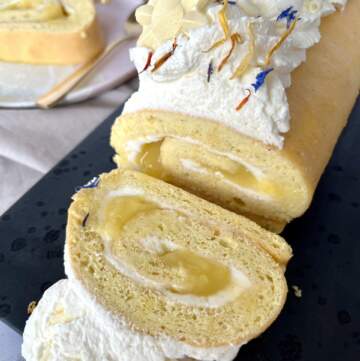 Roulade med lemoncurd og mynte