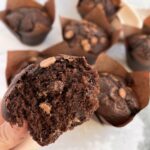Svampede chokolademuffins med kærnemælk