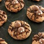 Halloween cookies - hurtige og nemme edderkop cookies
