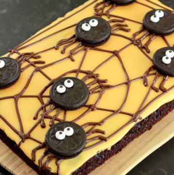 Halloween kage - nem halloween edderkop kage