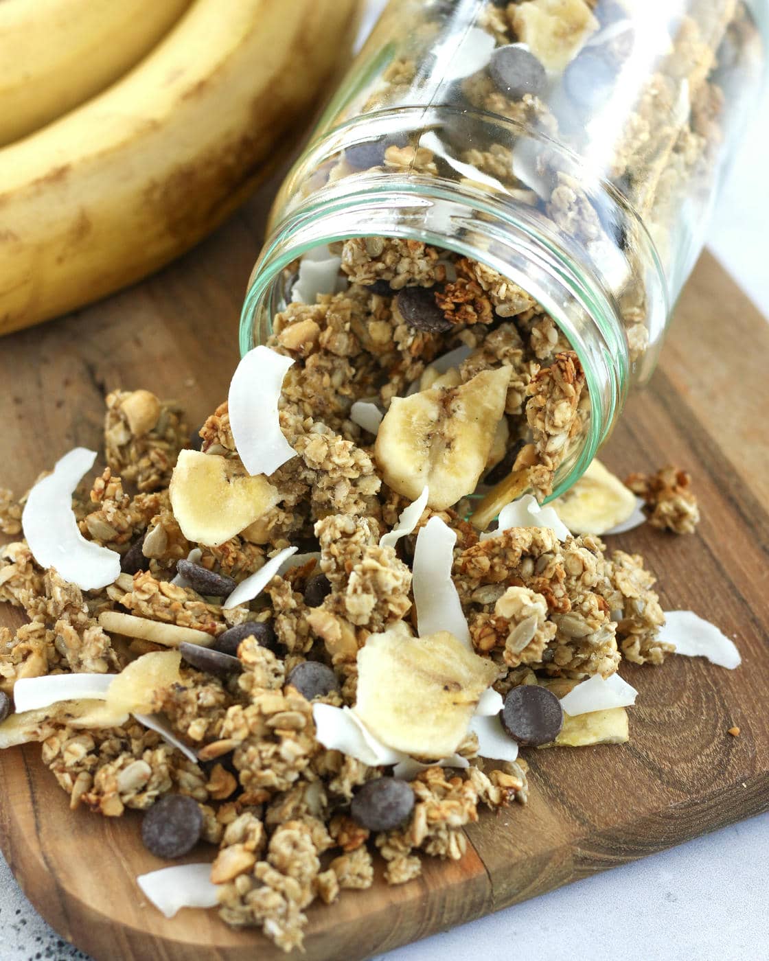 Granola med banan, chokolade og granola